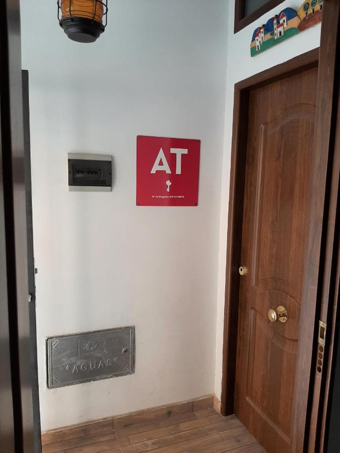 Puerta Del Vado Bajo Appartement Toledo Buitenkant foto